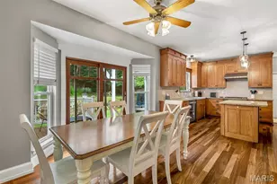 17242 Hilltop Ridge Dr, Eureka, MO 63025 - Photo 11