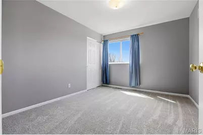 742 Oak Leaf Bluff Drive, Saint Charles, MO 63304 - Photo 23