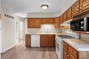 9511 Alix Dr, Green Park, MO 63123 - Photo 7