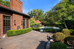 7061 Westmoreland Dr, Saint Louis, MO 63130 - Photo 7