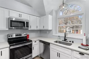 13312 Wood Chapel Dr, Saint Louis, MO 63141 - Photo 17