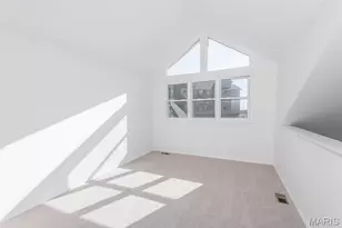 1010 Thoreau Ct, Creve Coeur, MO 63146 - Photo 27