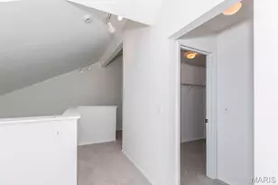 1010 Thoreau Ct, Creve Coeur, MO 63146 - Photo 29