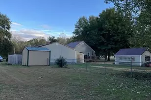 1917 Owens Ave, Hannibal, MO 63401 - Photo 9