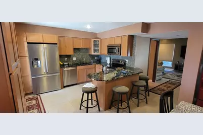 10070 Sakura Drive, Saint Louis, MO 63128 - Photo 3