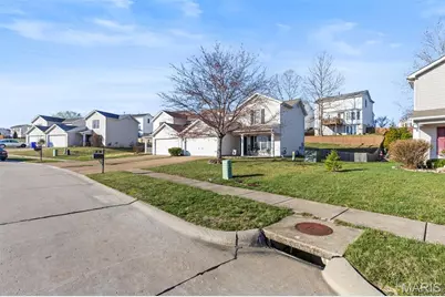 311 Columbia Drive, Wentzville, MO 63385 - Photo 9