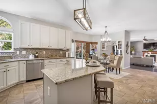 365 Remington Way Dr, Ballwin, MO 63021 - Photo 15