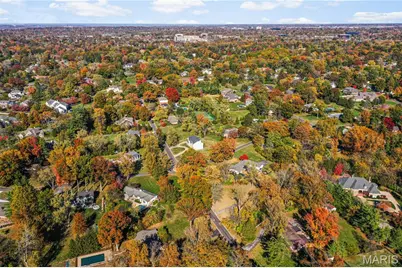 8 Chasselle Lane, Saint Louis, MO 63141 - Photo 11