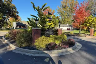 8 Chasselle Ln, Saint Louis, MO 63141 - Photo 15