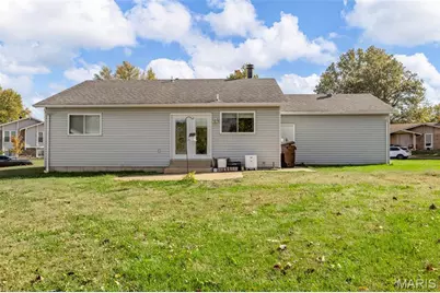218 Laurelwood Drive, Saint Peters, MO 63376 - Photo 37