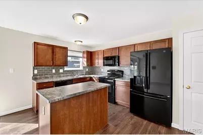 523 Summer Glen Lane, Saint Charles, MO 63301 - Photo 11