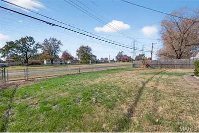 1370 Madison Lane, Florissant, MO 63031 - Photo 39