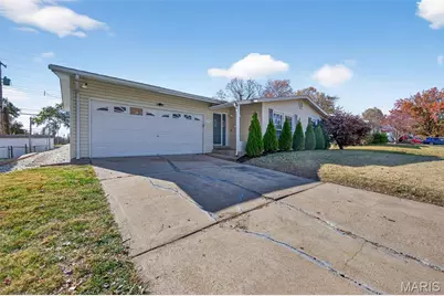 1370 Madison Lane, Florissant, MO 63031 - Photo 3