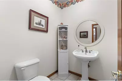 16 York Lane, Villa Ridge, MO 63089 - Photo 5