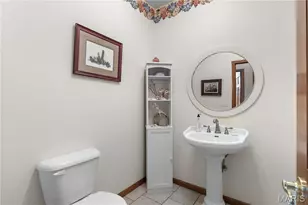 16 York Ln, Villa Ridge, MO 63089 - Photo 5
