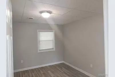 835 Elias Avenue, Saint Louis, MO 63147 - Photo 11