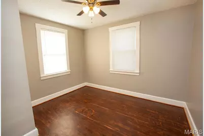 4470 Bingham Avenue, Saint Louis, MO 63116 - Photo 7