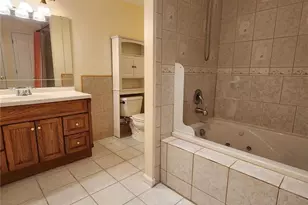 1102 Nooning Tree Dr, Chesterfield, MO 63017 - Photo 43