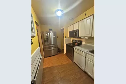 9701 Colony Drive, Bellefontaine Neighbors, MO 63137 - Photo 5