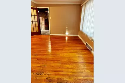 9701 Colony Drive, Bellefontaine Neighbors, MO 63137 - Photo 9