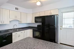 1669 Mayenne Ct, Mehlville, MO 63125 - Photo 21