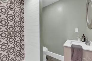 26 N Maple Ave, Ferguson, MO 63135 - Photo 15