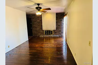 3092 Wintergreen Drive, Florissant, MO 63033 - Photo 5