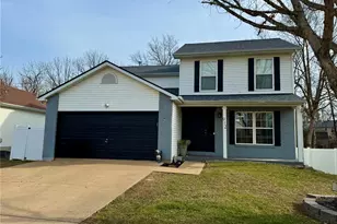 912 Parc Central Dr, Festus, MO 63028 - Photo 1