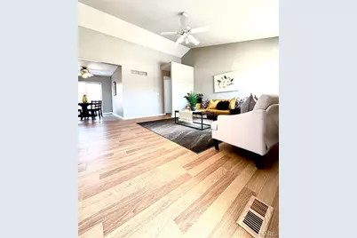 38 Amberly Drive, Saint Peters, MO 63376 - Photo 3