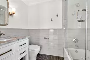 11 Fordyce Ln, Ladue, MO 63124 - Photo 35