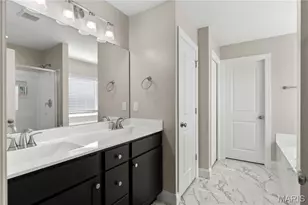 973 Brookfield Chase Ct, Florissant, MO 63031 - Photo 23