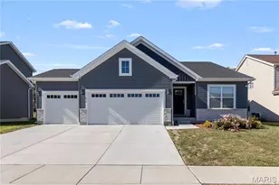 973 Brookfield Chase Ct, Florissant, MO 63031 - Photo 1