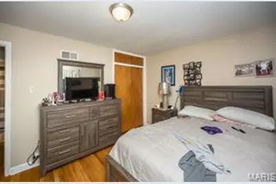 1208 Admiral Drive, Bellefontaine Neighbors, MO 63137 - Photo 5