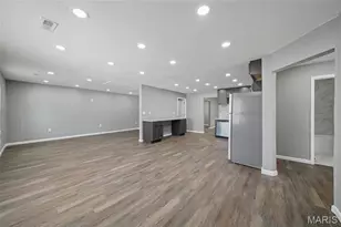 9820 Lorna Ln, Saint Louis, MO 63136 - Photo 5