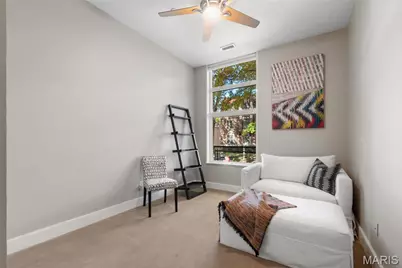 7542 Cromwell Drive #1B, Clayton, MO 63105 - Photo 9