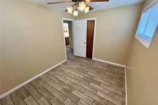 5515 Holborn Dr, Normandy, MO 63121 - Photo 11