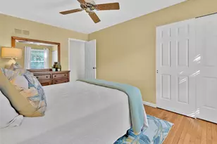 2323 Hollyhead Dr, Saint Louis, MO 63131 - Photo 29