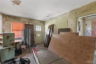 4220 E Cote Brilliante Ave, Saint Louis, MO 63113 - Photo 3