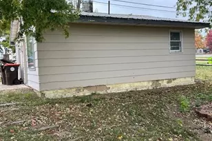 118 E Elm St, Palmyra, MO 63461 - Photo 25