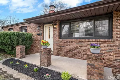 1045 Estes Drive, Florissant, MO 63031 - Photo 11