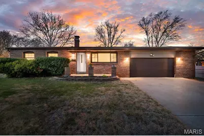 1045 Estes Drive, Florissant, MO 63031 - Photo 1