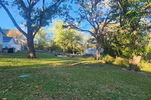 3112 Edgewood Dr, High Ridge, MO 63049 - Photo 11