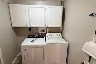 419 W Main St, Bowling Green, MO 63334 - Photo 5