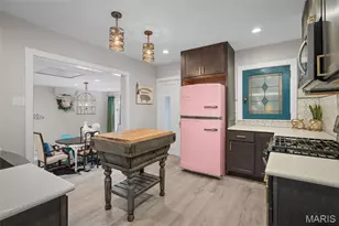 3746 Fee Fee Rd, Bridgeton, MO 63044 - Photo 9