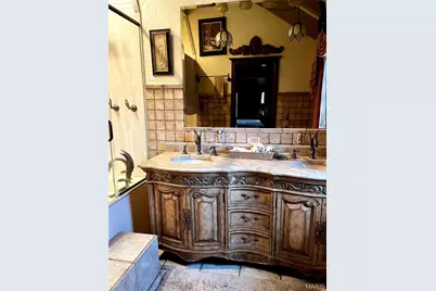 2825 Charbonier Road, Florissant, MO 63031 - Photo 21