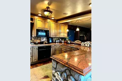 2825 Charbonier Road, Florissant, MO 63031 - Photo 17