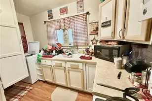 107 N Springfield St, Cuba, MO 65453 - Photo 9