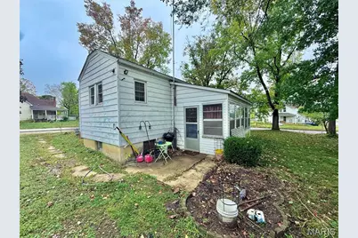 107 N Springfield Street, Cuba, MO 65453 - Photo 5