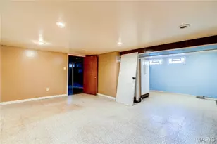 35 Flamingo Dr, Hazelwood, MO 63042 - Photo 15