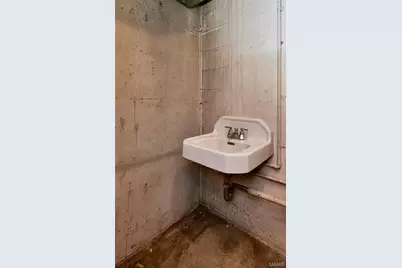 84-86 Bellerive Acres, Bellerive, MO 63121 - Photo 81